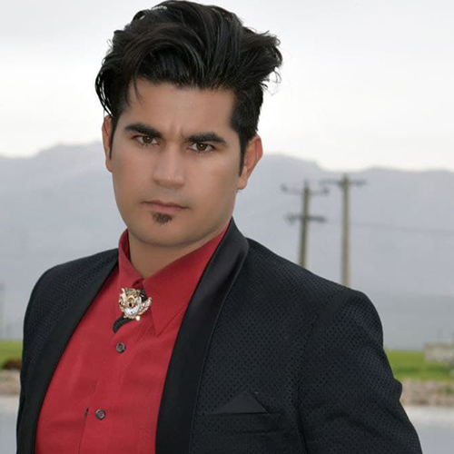 علی احمدی پرچمداری